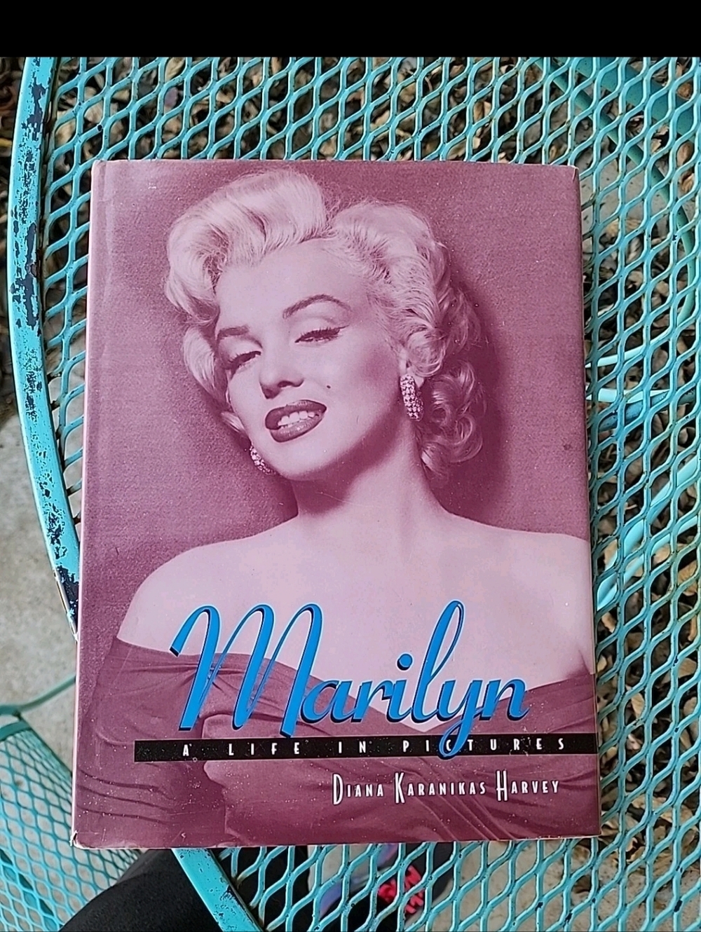 Marilyn A Life In Pictures Marilyn Monroe By Diana Karanikas Harvey